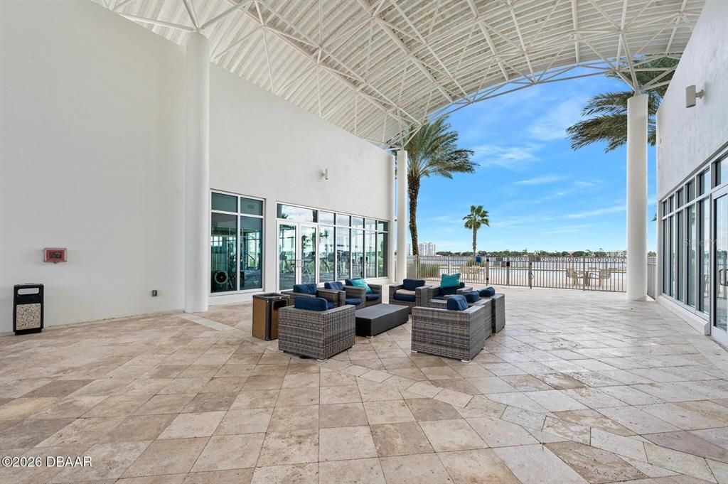 For Sale: $559,900 (3 beds, 3 baths, 2239 Square Feet)