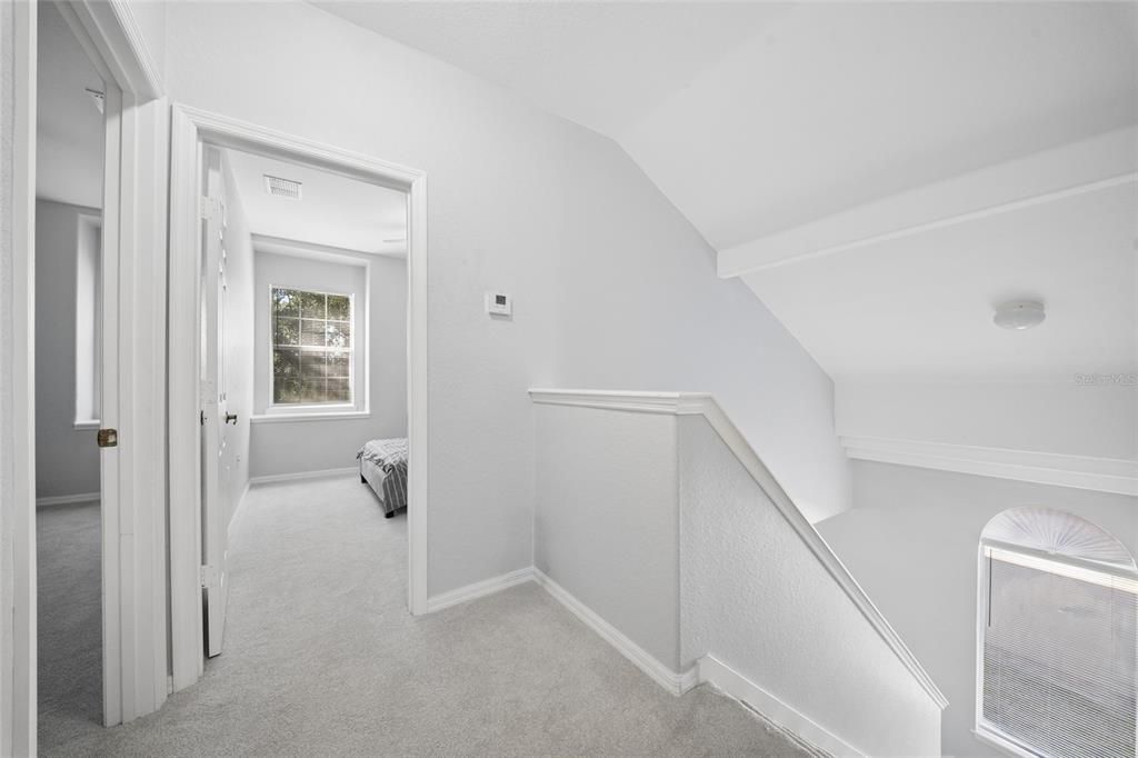 For Sale: $425,000 (5 beds, 3 baths, 2345 Square Feet)