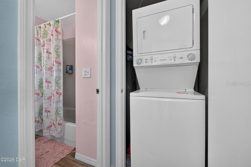 En Venta: $239,900 (2 camas, 1 baños, 675 Pies cuadrados)