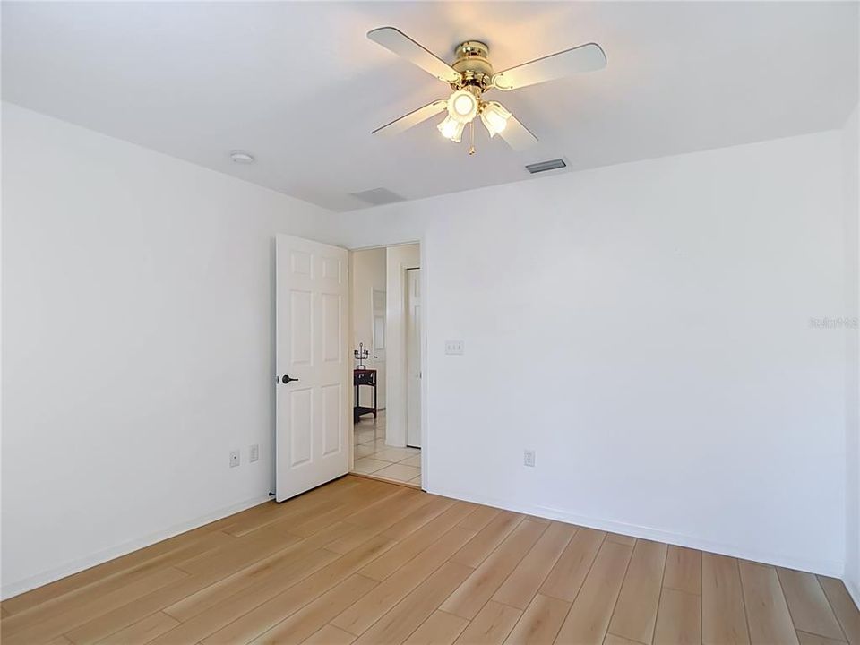 En Venta: $332,000 (2 camas, 2 baños, 1212 Pies cuadrados)