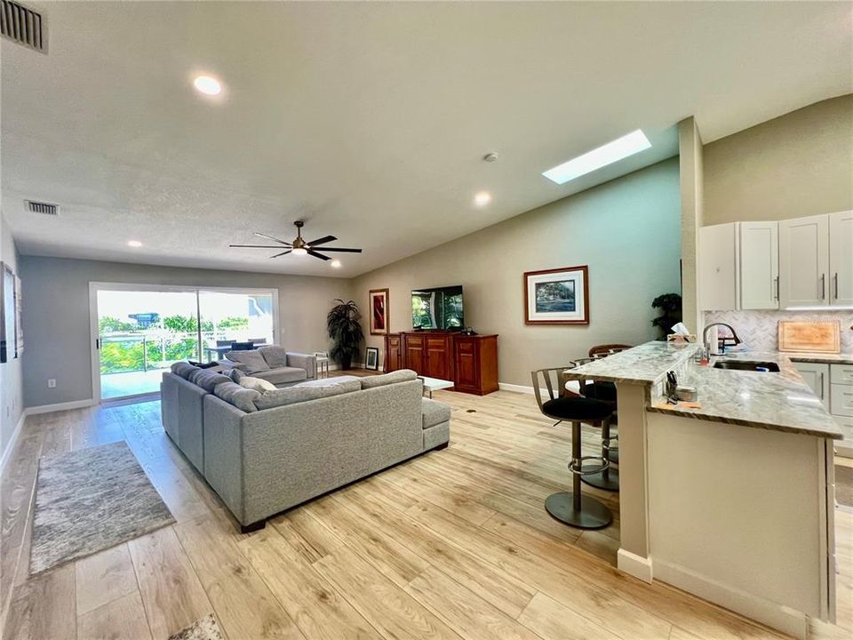 For Rent: $6,000 (2 beds, 2 baths, 2061 Square Feet)