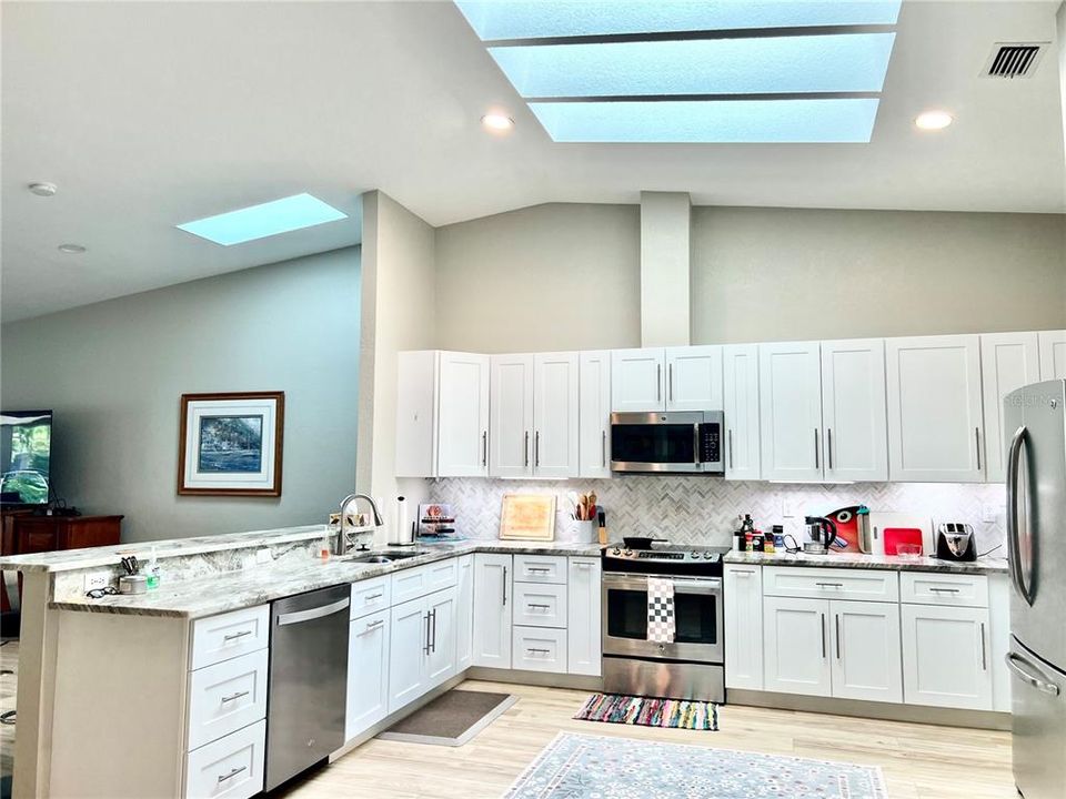 For Rent: $6,000 (2 beds, 2 baths, 2061 Square Feet)