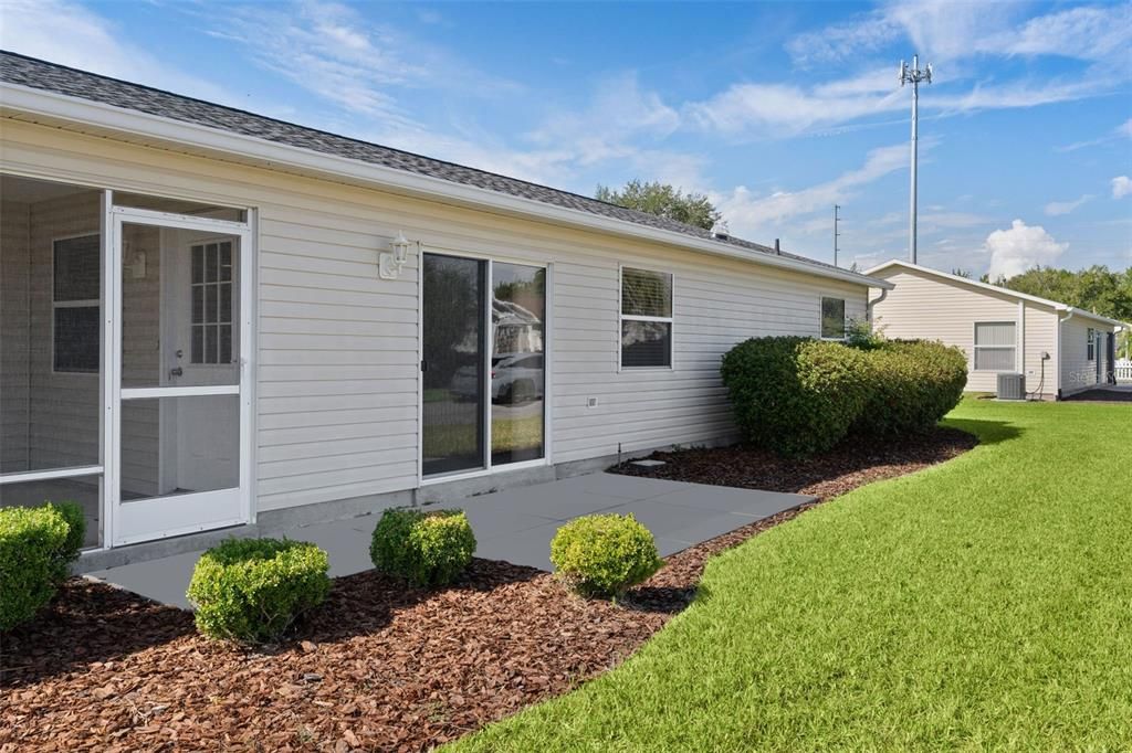 For Sale: $229,900 (2 beds, 2 baths, 1160 Square Feet)