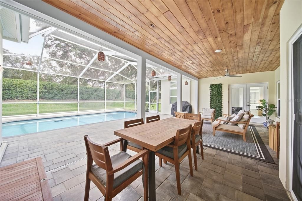 For Sale: $749,000 (4 beds, 3 baths, 2454 Square Feet)