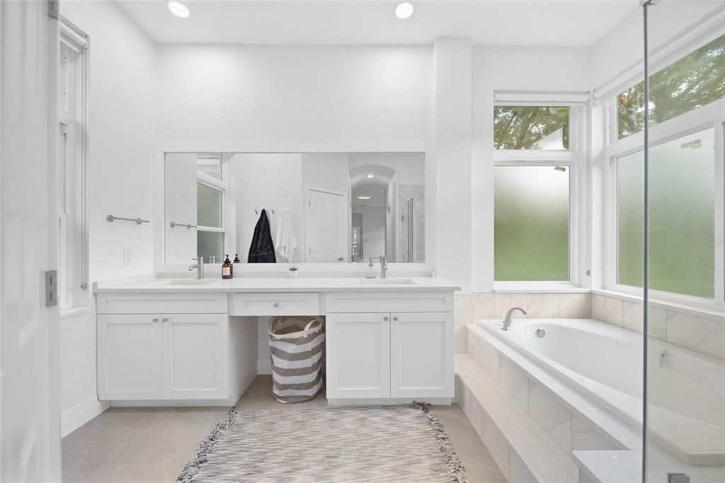 For Sale: $749,000 (4 beds, 3 baths, 2454 Square Feet)