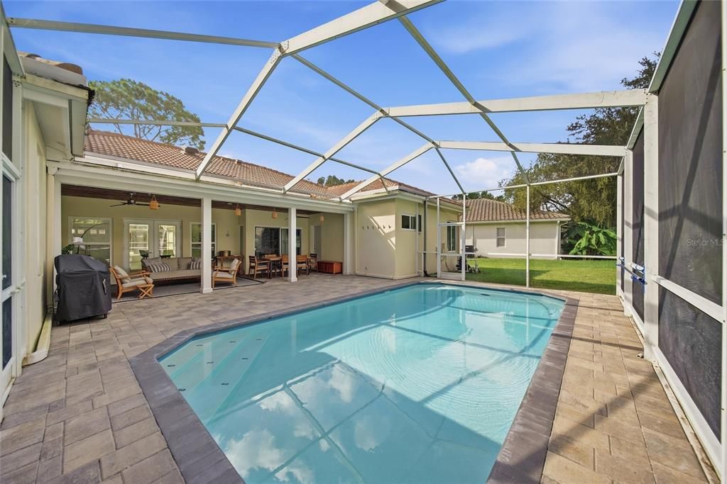 For Sale: $749,000 (4 beds, 3 baths, 2454 Square Feet)