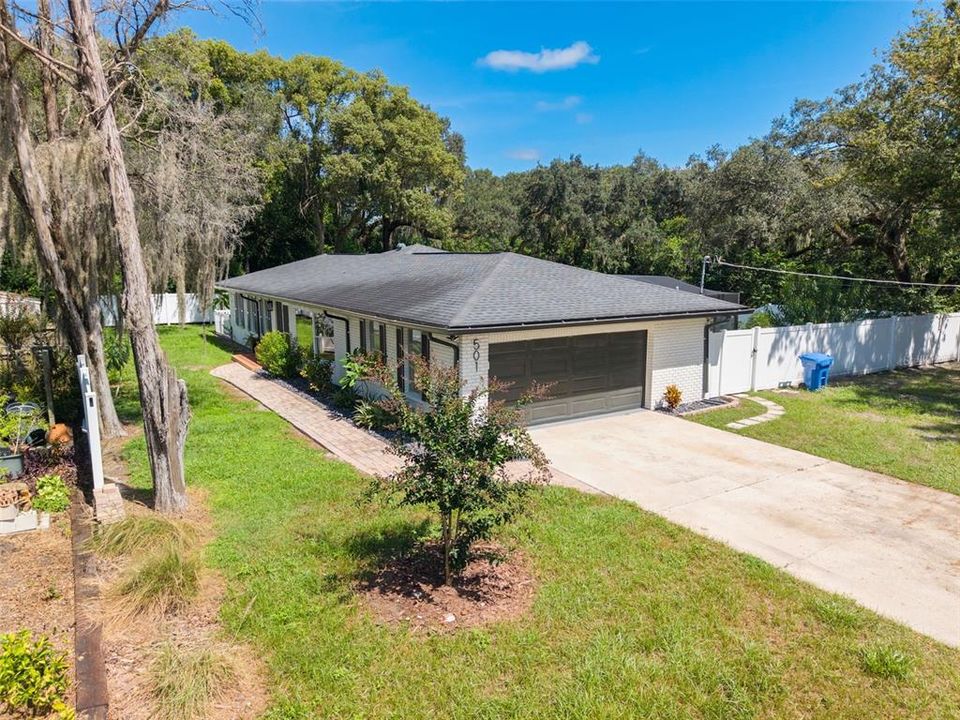 For Sale: $459,000 (3 beds, 2 baths, 1587 Square Feet)