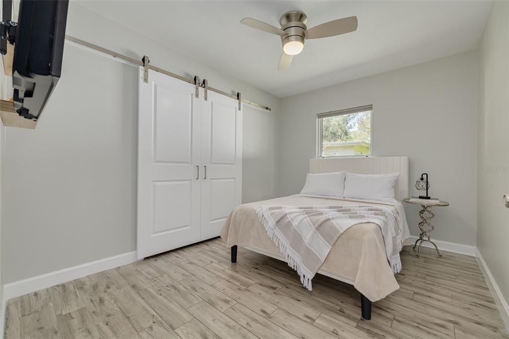 For Sale: $459,000 (3 beds, 2 baths, 1587 Square Feet)
