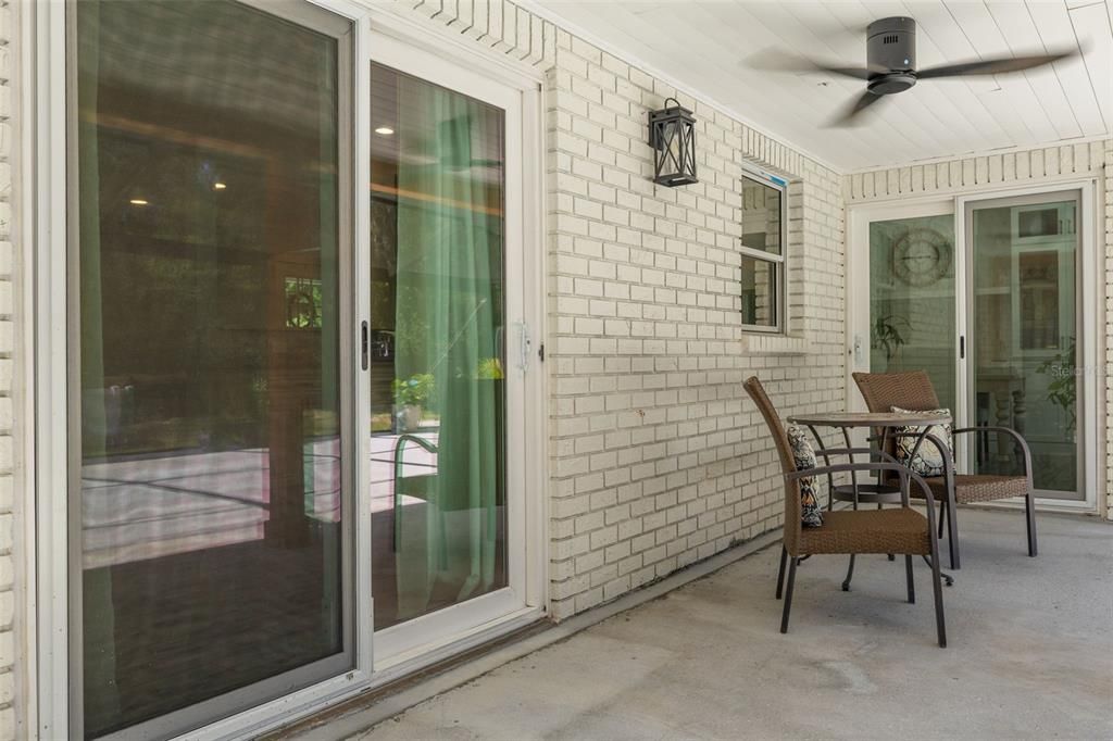For Sale: $459,000 (3 beds, 2 baths, 1587 Square Feet)