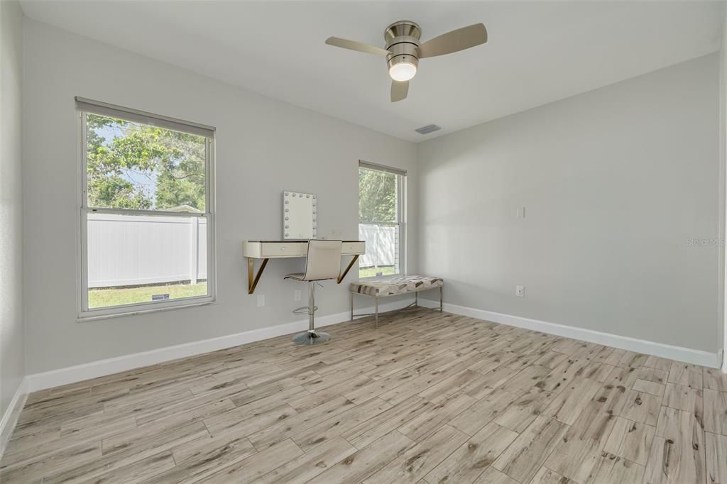 For Sale: $459,000 (3 beds, 2 baths, 1587 Square Feet)