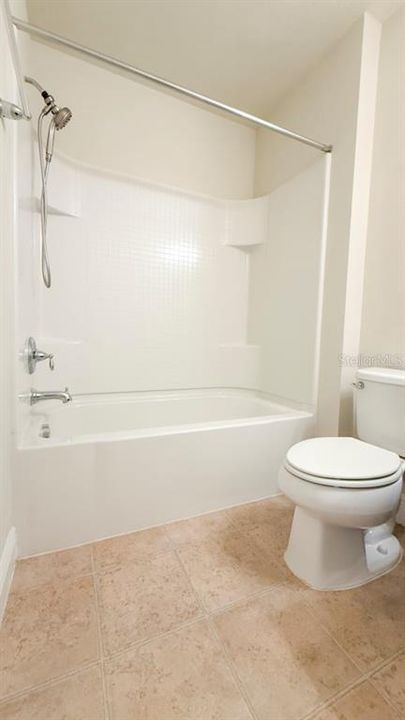 For Rent: $2,300 (2 beds, 2 baths, 1360 Square Feet)