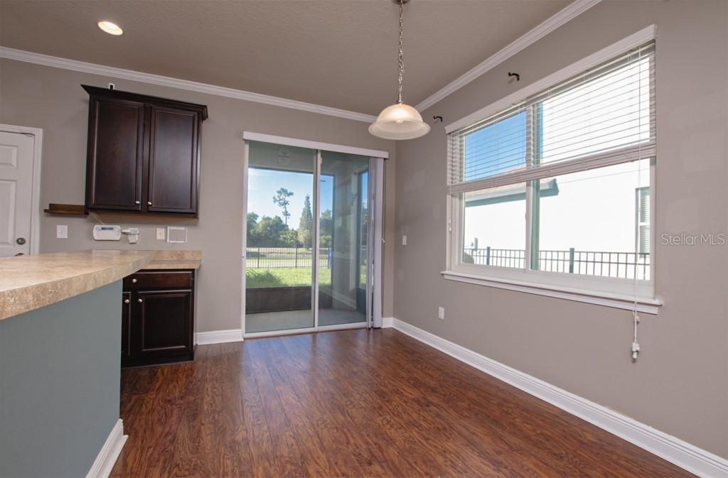 For Rent: $2,300 (2 beds, 2 baths, 1360 Square Feet)