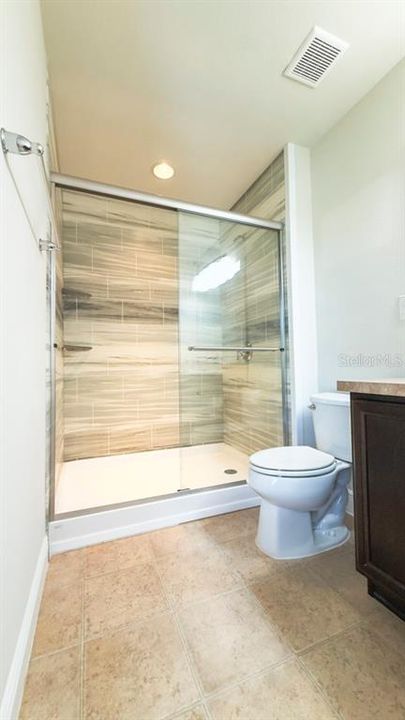 For Rent: $2,300 (2 beds, 2 baths, 1360 Square Feet)