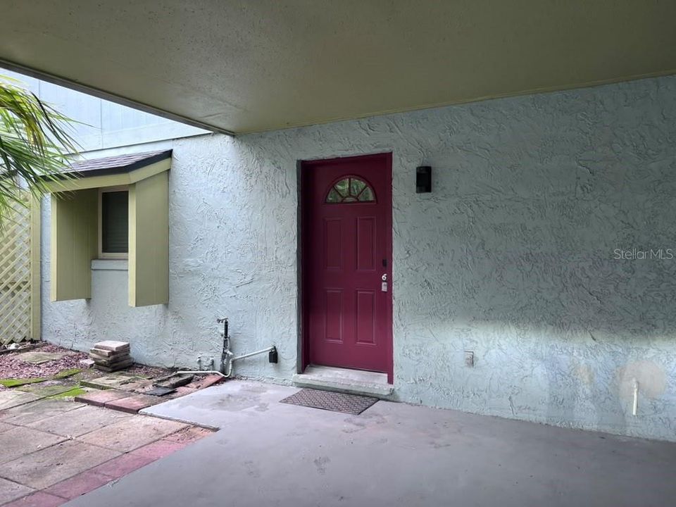 For Rent: $2,300 (4 beds, 3 baths, 1611 Square Feet)