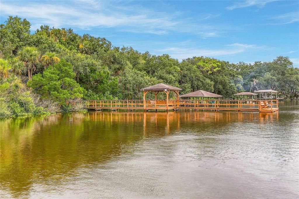 Activo con contrato: $450,000 (3 camas, 2 baños, 1644 Pies cuadrados)