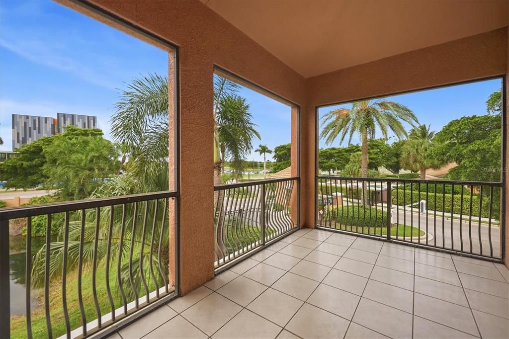 For Sale: $999,000 (4 beds, 3 baths, 2719 Square Feet)