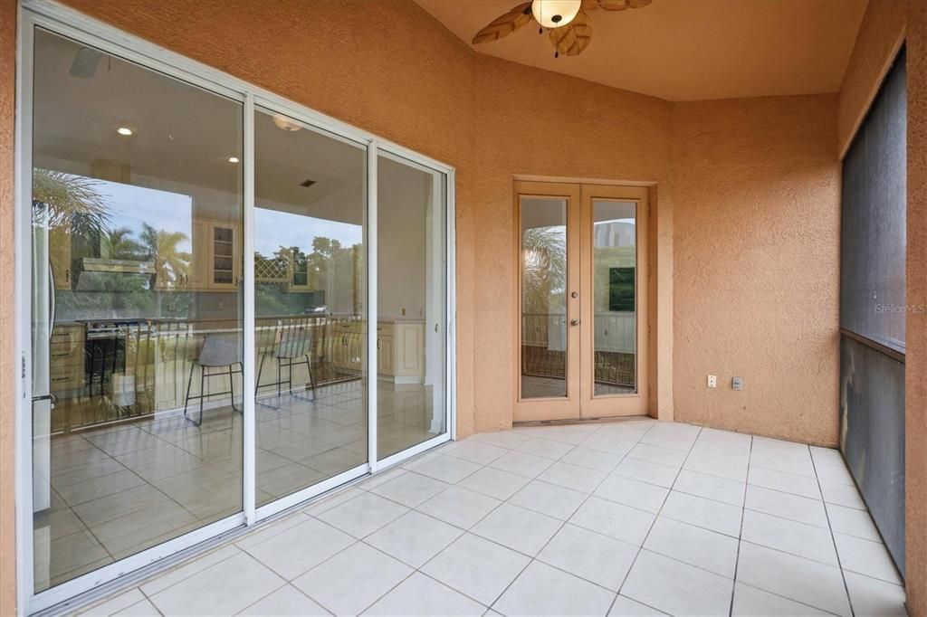 For Sale: $999,000 (4 beds, 3 baths, 2719 Square Feet)