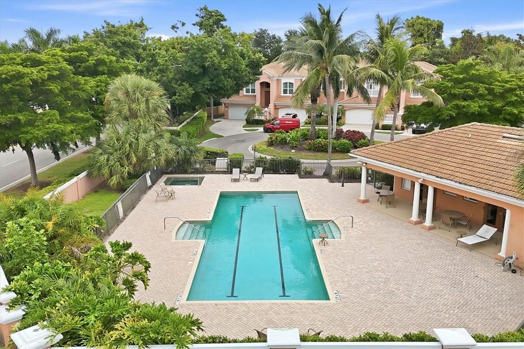 For Sale: $999,000 (4 beds, 3 baths, 2719 Square Feet)