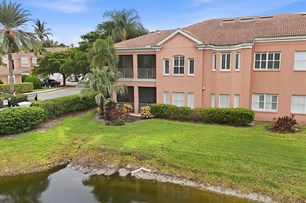 For Sale: $999,000 (4 beds, 3 baths, 2719 Square Feet)