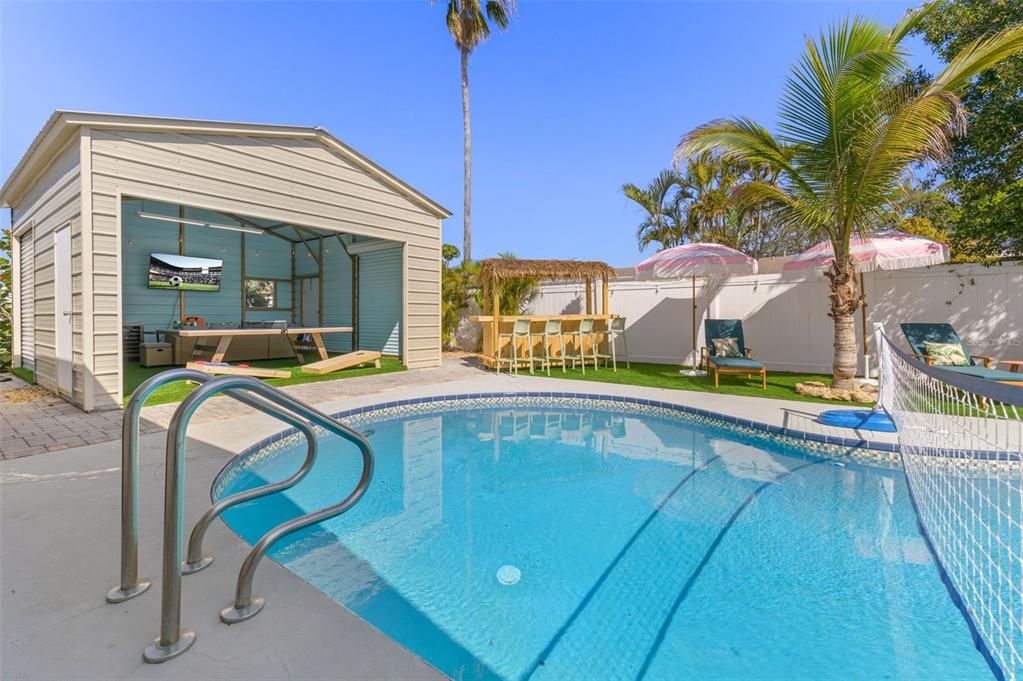 For Sale: $825,000 (4 beds, 2 baths, 1993 Square Feet)