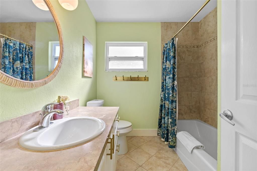 For Sale: $825,000 (4 beds, 2 baths, 1993 Square Feet)