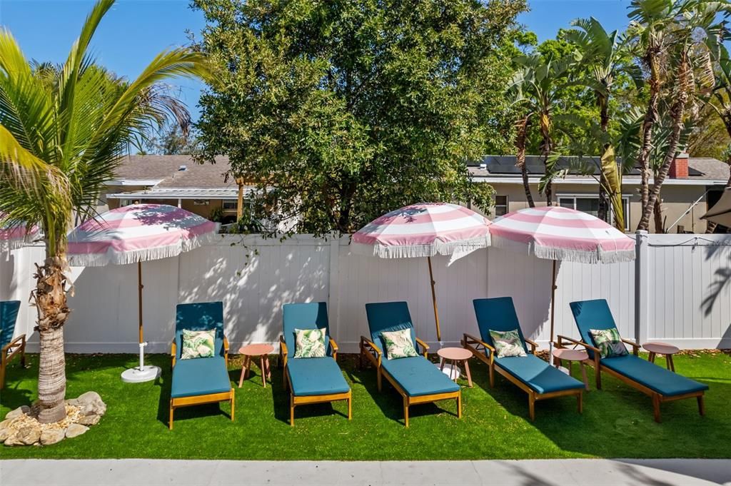 For Sale: $825,000 (4 beds, 2 baths, 1993 Square Feet)