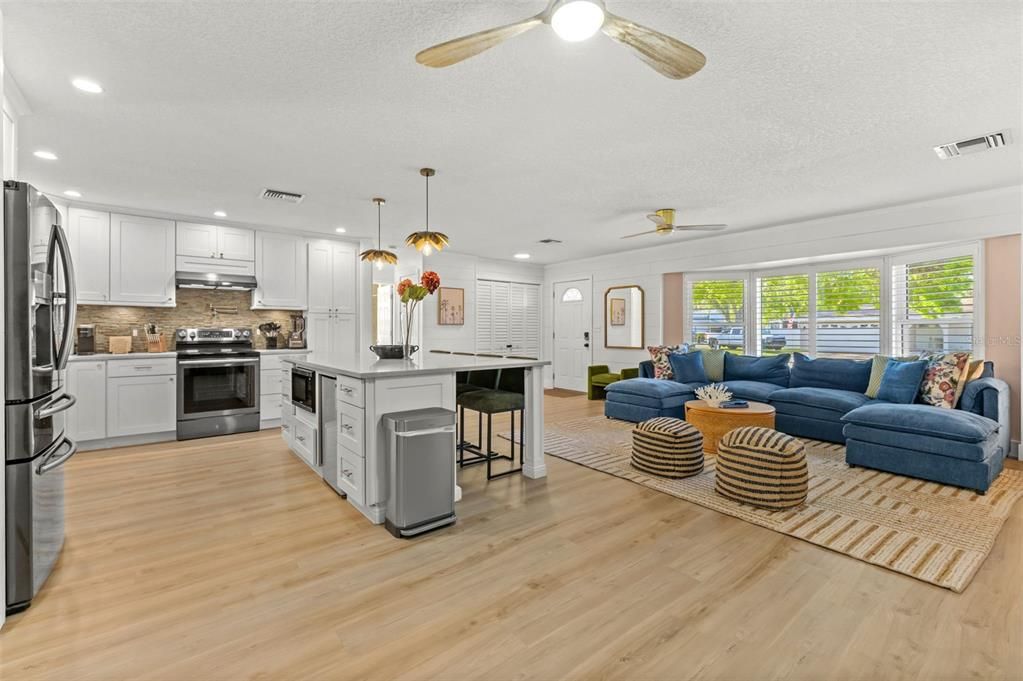 For Sale: $825,000 (4 beds, 2 baths, 1993 Square Feet)