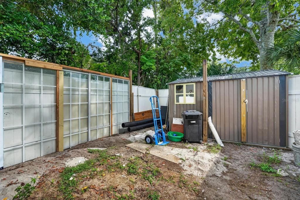 For Sale: $219,500 (3 beds, 2 baths, 966 Square Feet)