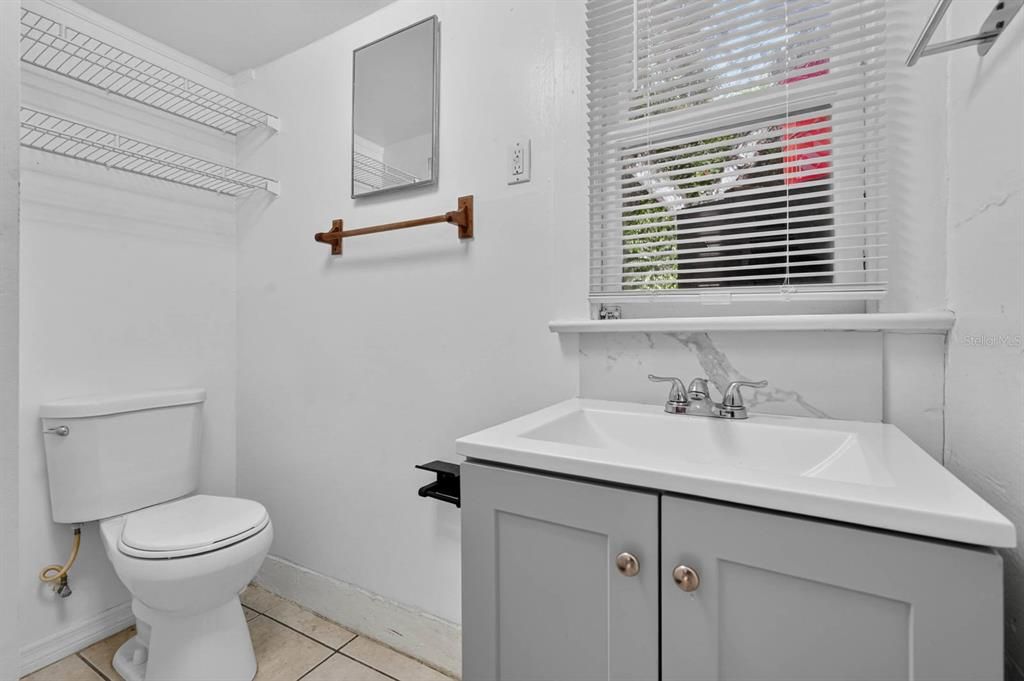 For Sale: $219,500 (3 beds, 2 baths, 966 Square Feet)