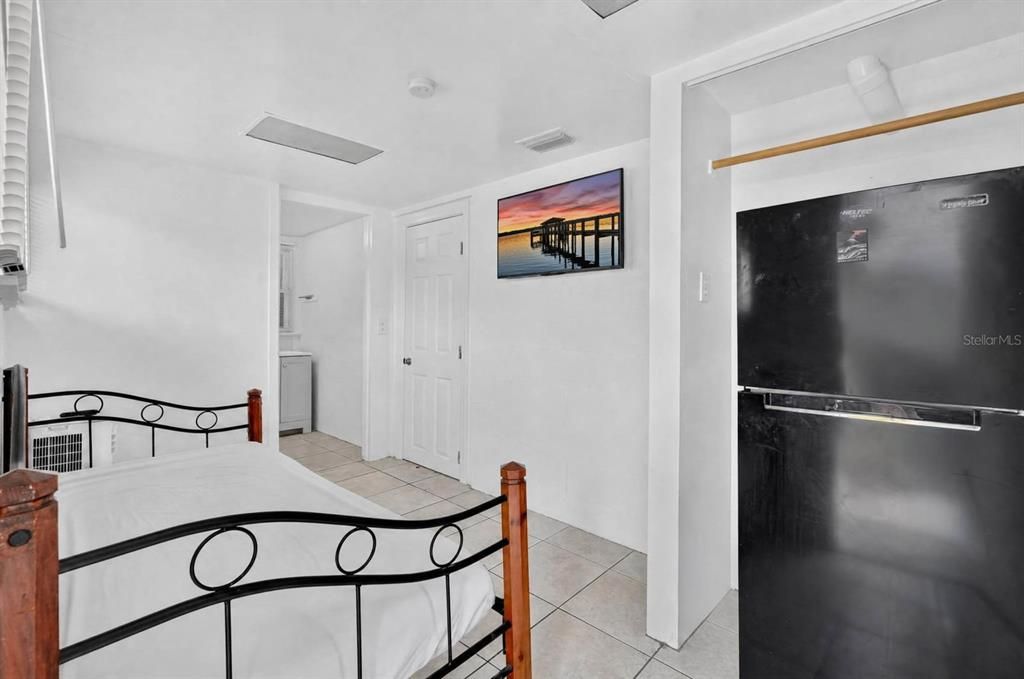 For Sale: $219,500 (3 beds, 2 baths, 966 Square Feet)