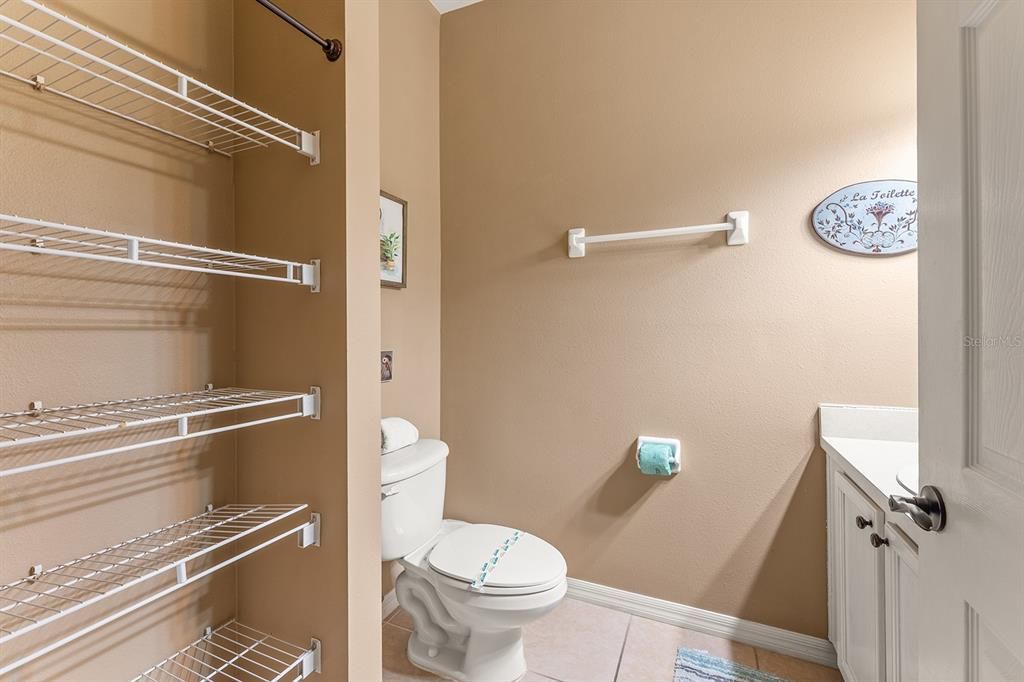 En Venta: $250,000 (3 camas, 2 baños, 1291 Pies cuadrados)