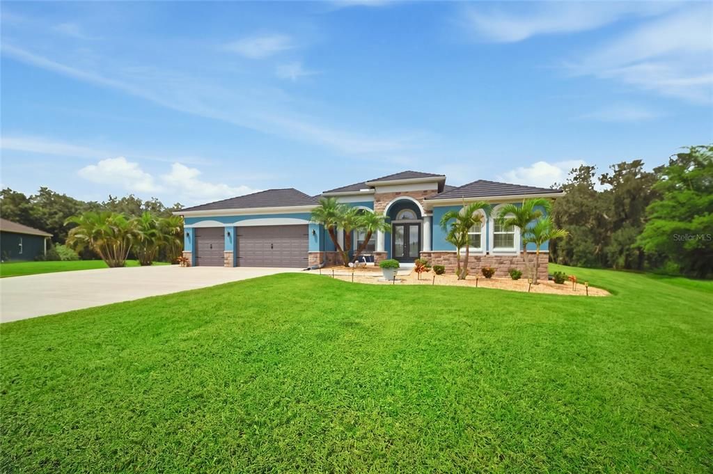 En Venta: $949,500 (3 camas, 3 baños, 2763 Pies cuadrados)