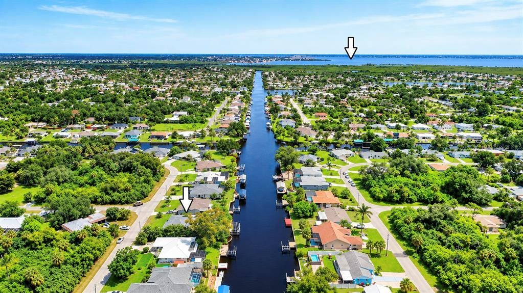 For Sale: $380,000 (2 beds, 2 baths, 1461 Square Feet)