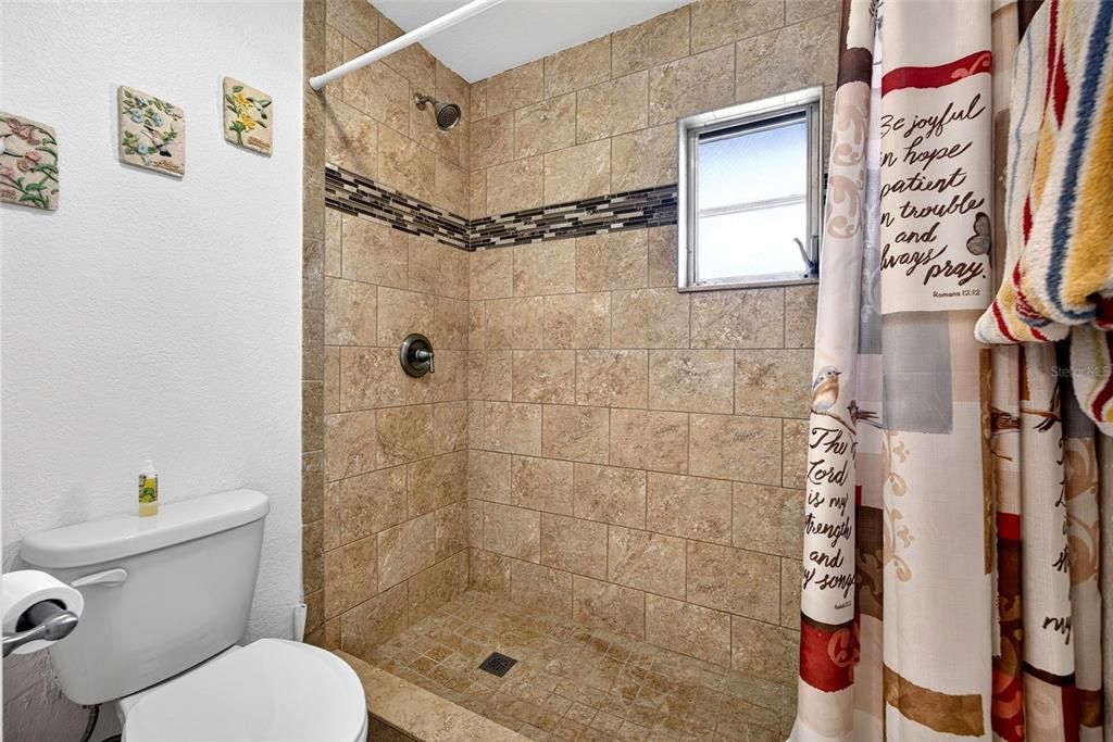 For Sale: $380,000 (2 beds, 2 baths, 1461 Square Feet)
