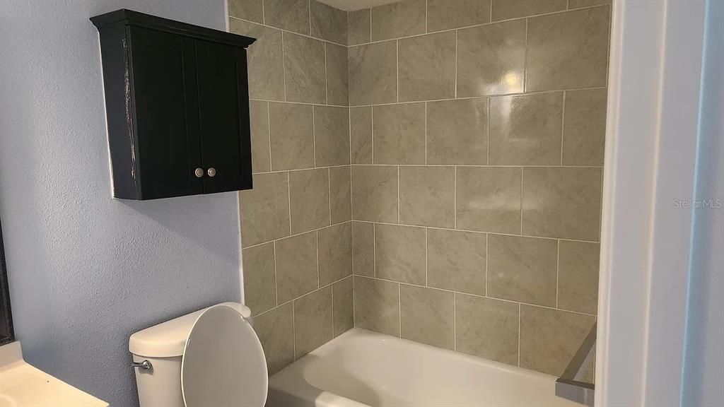 For Rent: $1,395 (2 beds, 2 baths, 879 Square Feet)