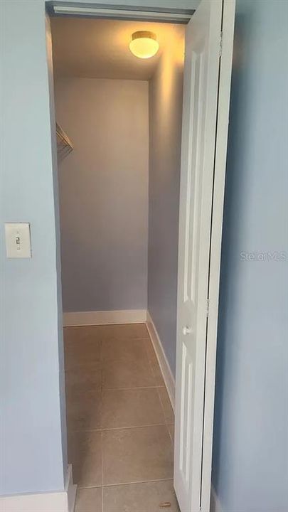 For Rent: $1,395 (2 beds, 2 baths, 879 Square Feet)