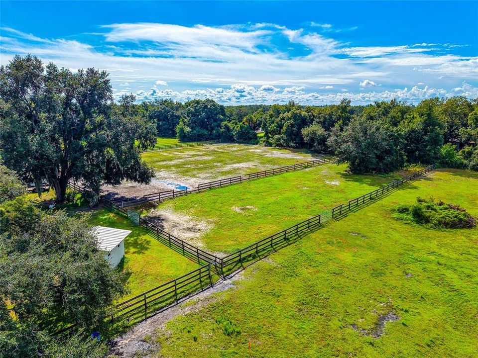 For Sale: $2,400,000 (5.00 acres)