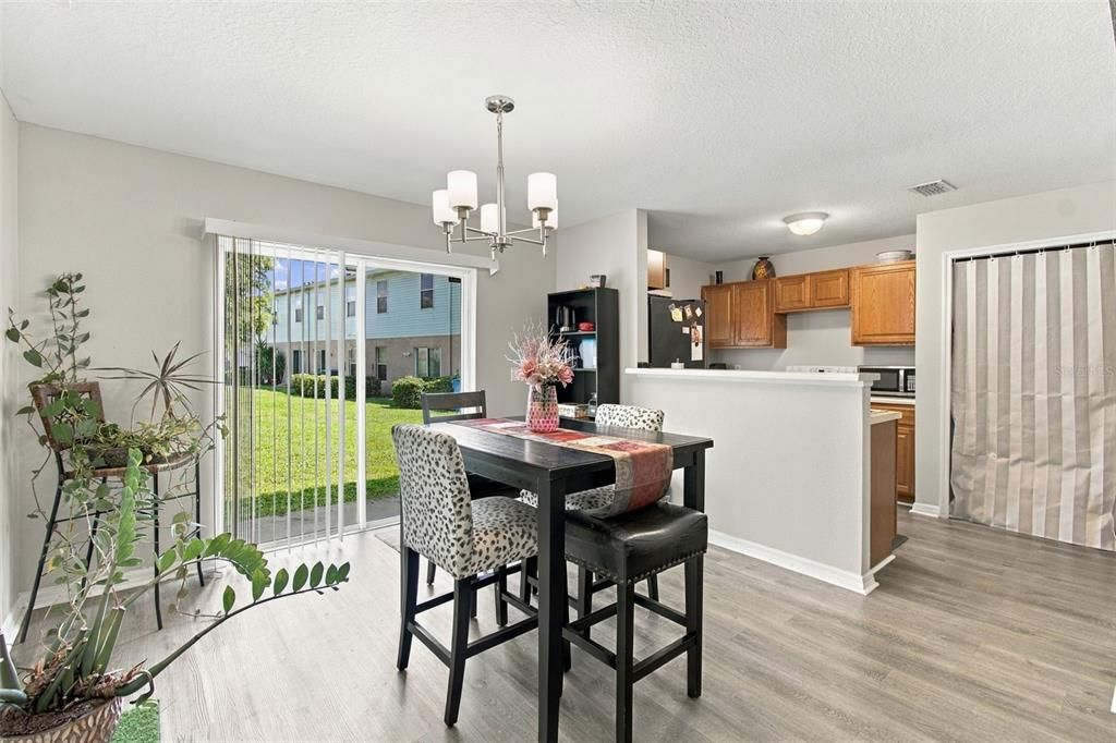 En Venta: $239,900 (3 camas, 2 baños, 1764 Pies cuadrados)