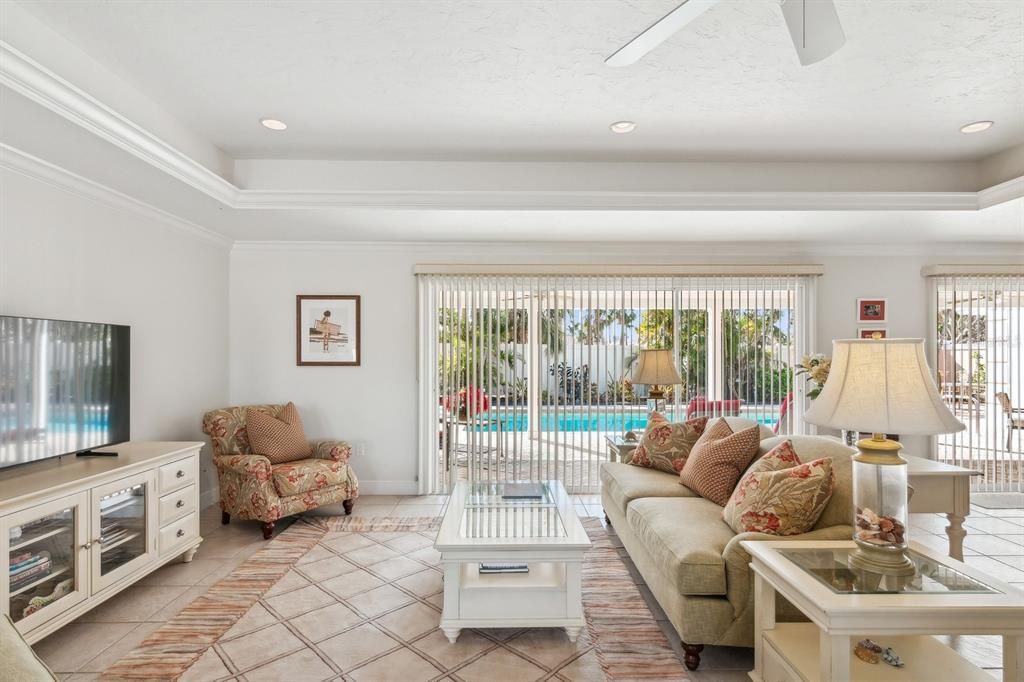 For Rent: $8,500 (3 beds, 3 baths, 2203 Square Feet)