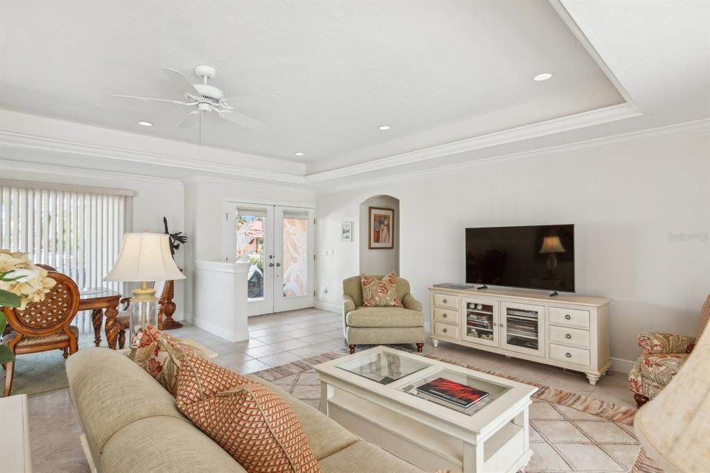 For Rent: $8,500 (3 beds, 3 baths, 2203 Square Feet)