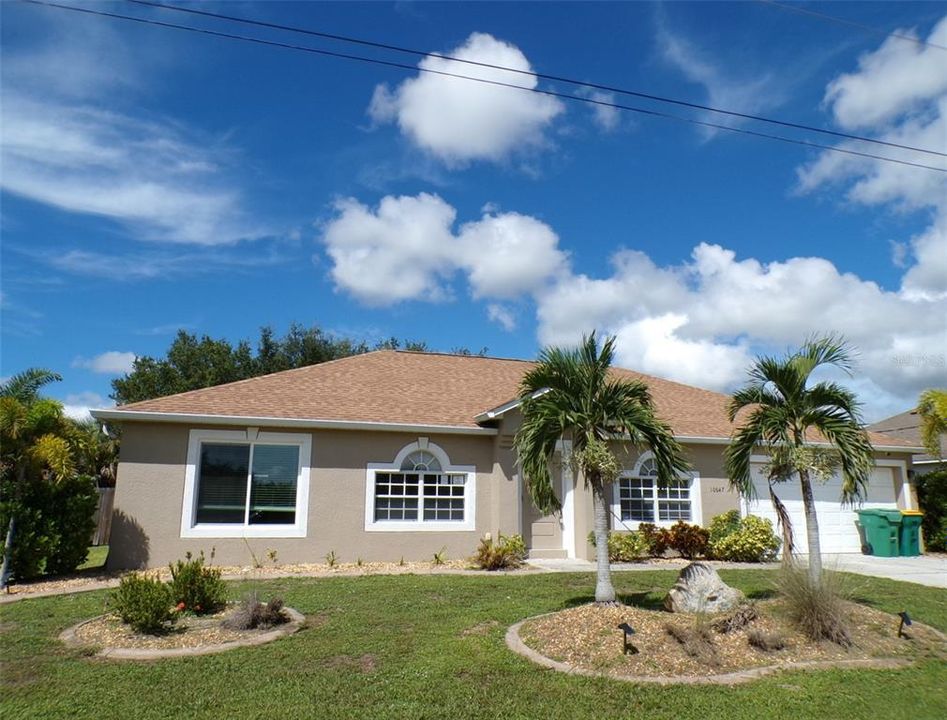 En Venta: $315,000 (4 camas, 2 baños, 2238 Pies cuadrados)