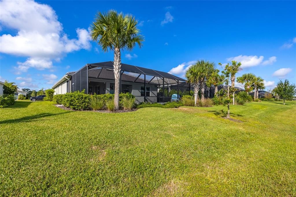 For Sale: $599,000 (2 beds, 2 baths, 1885 Square Feet)