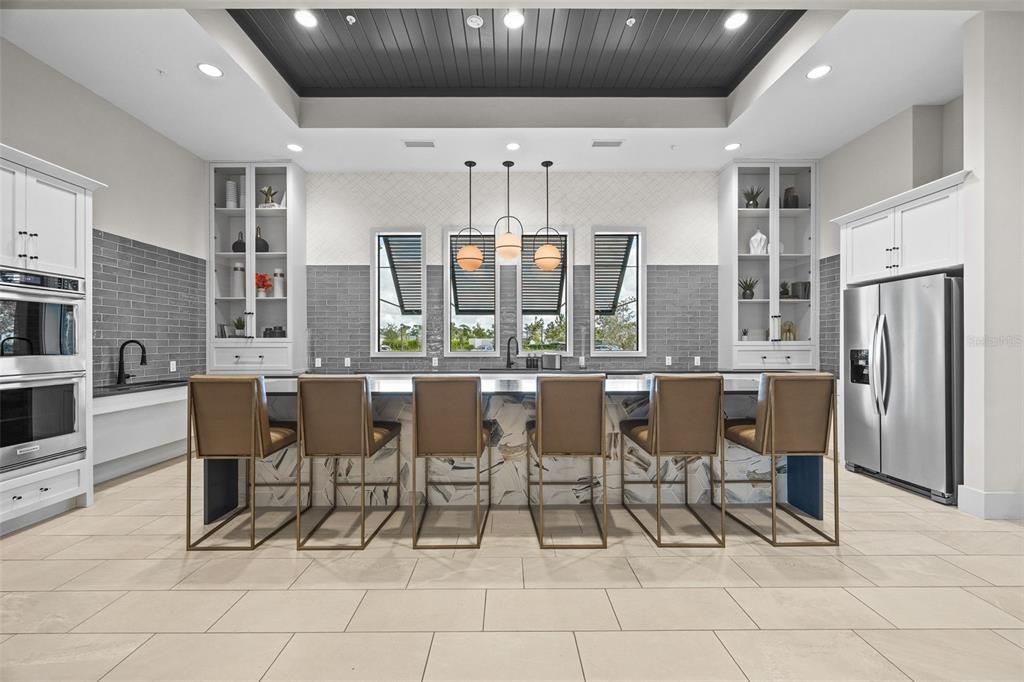 For Sale: $599,000 (2 beds, 2 baths, 1885 Square Feet)