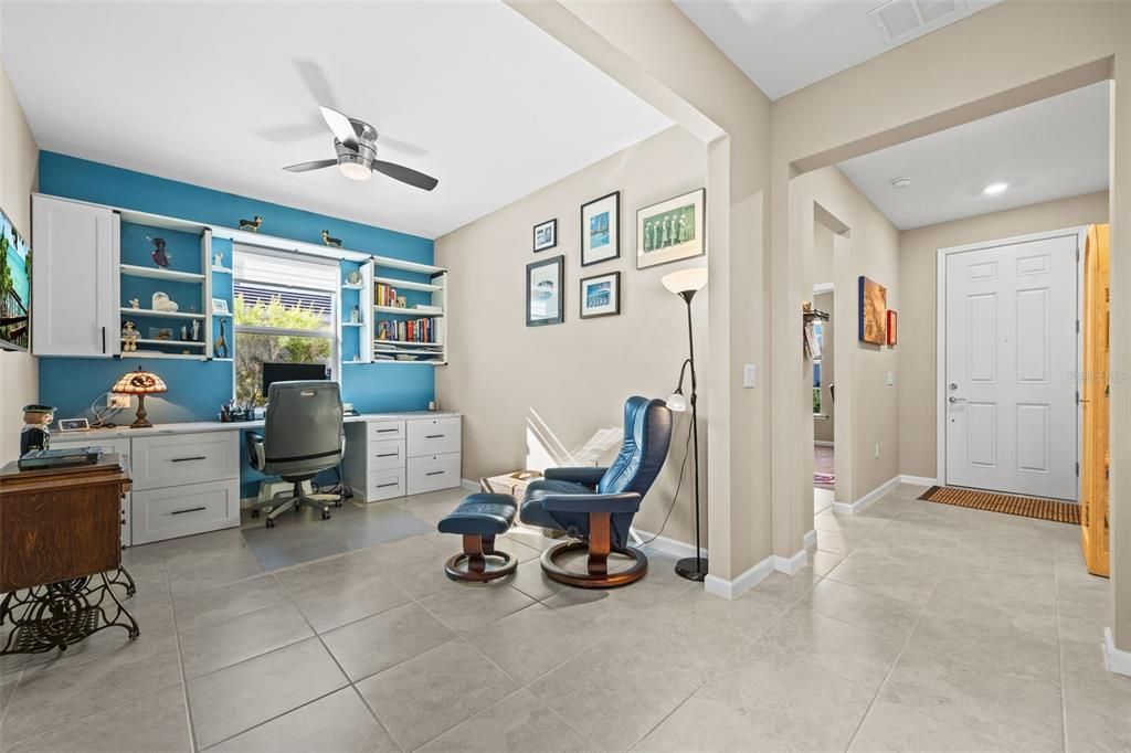 For Sale: $599,000 (2 beds, 2 baths, 1885 Square Feet)
