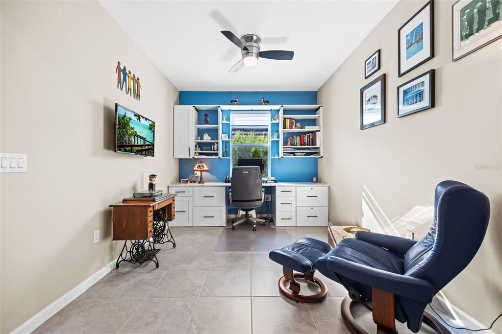 For Sale: $599,000 (2 beds, 2 baths, 1885 Square Feet)