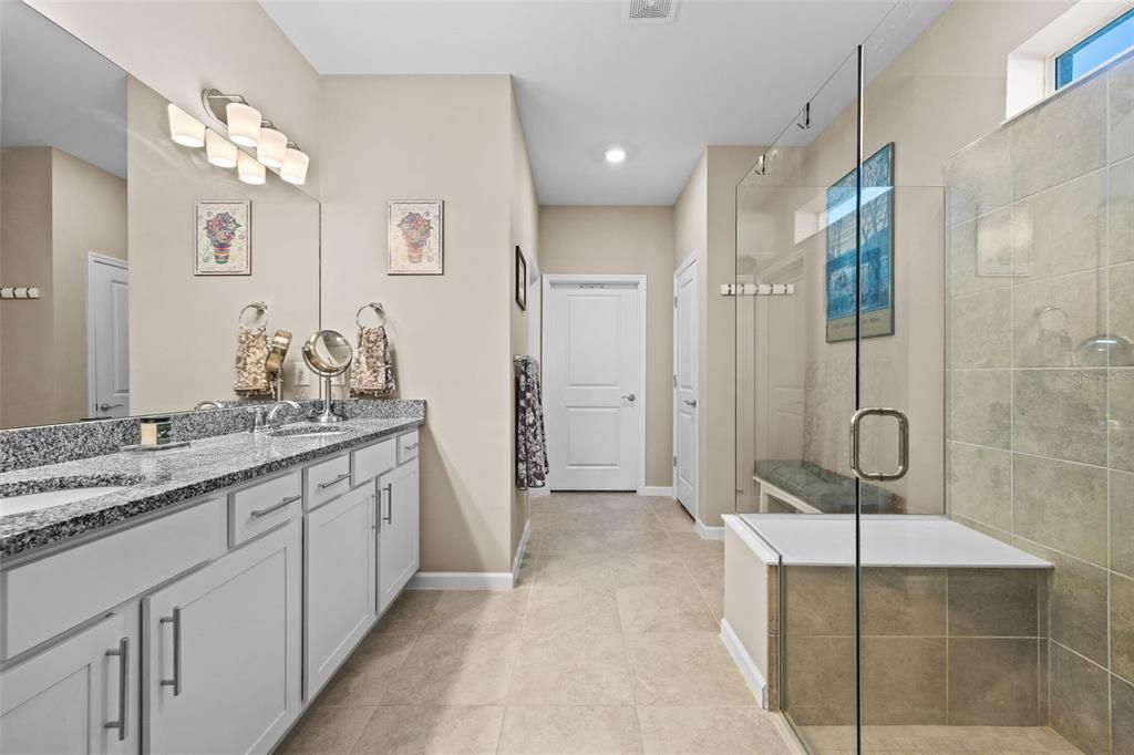 For Sale: $599,000 (2 beds, 2 baths, 1885 Square Feet)
