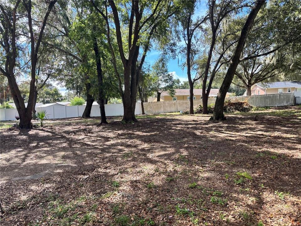待售: $45,000 (0.25 acres)