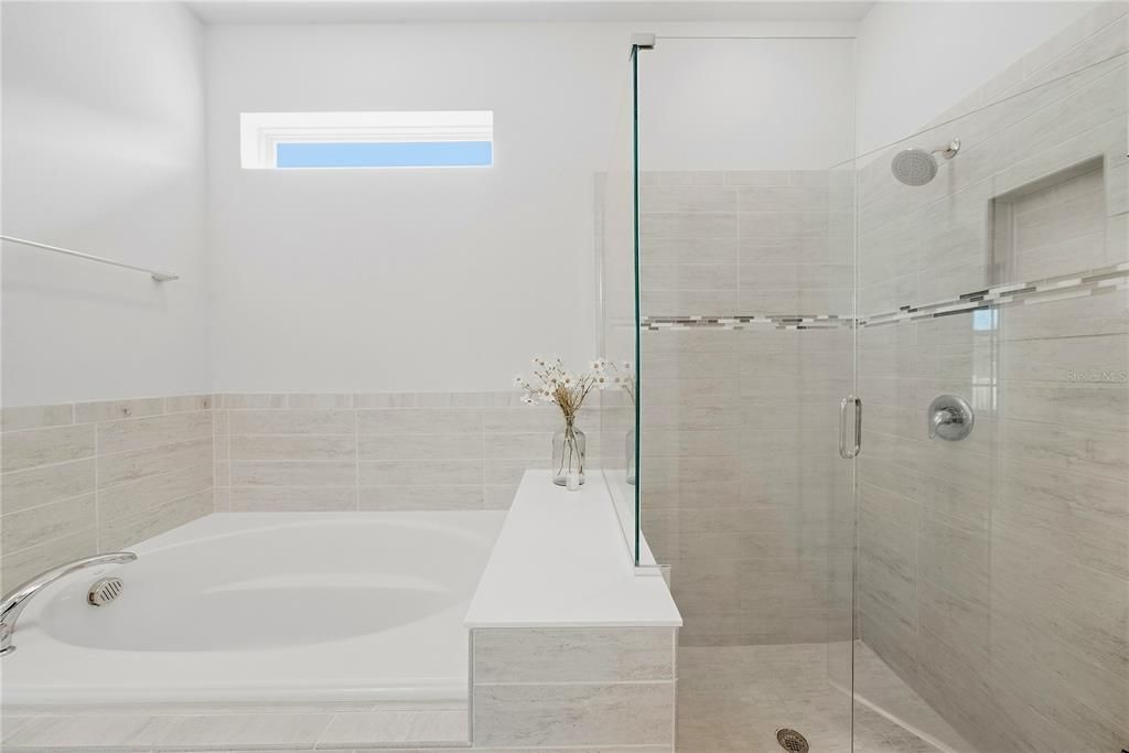 For Sale: $509,000 (4 beds, 3 baths, 2707 Square Feet)