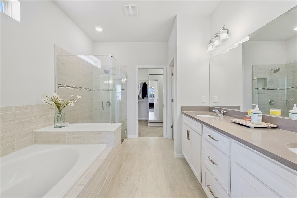 For Sale: $509,000 (4 beds, 3 baths, 2707 Square Feet)