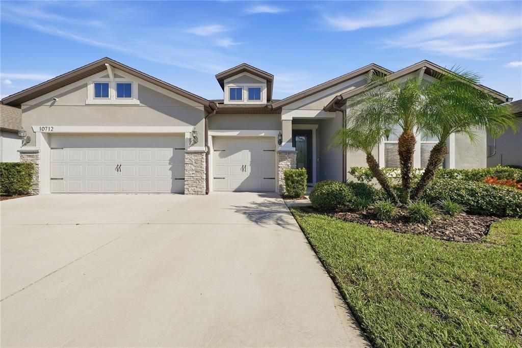For Sale: $509,000 (4 beds, 3 baths, 2707 Square Feet)